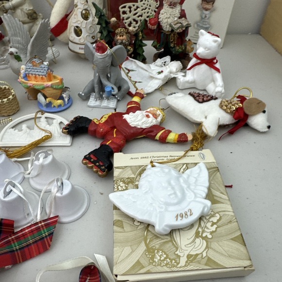 lot of 42 Christmas ornaments, preowned - Picture 12 of 13